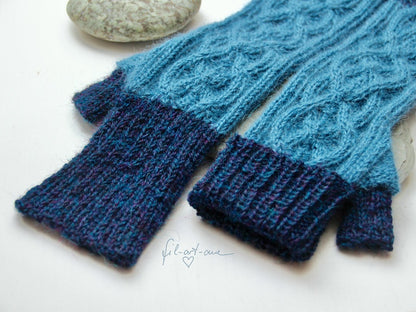 Fingerless gloves Knitting Pattern