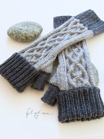 Fingerless gloves Knitting Pattern