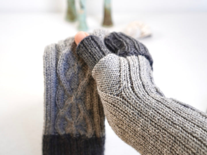 Fingerless gloves Knitting Pattern