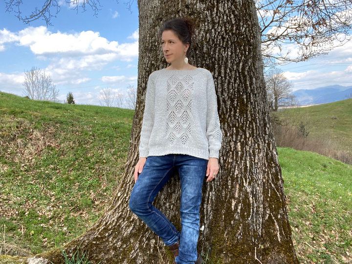 Tree Lace Raglan Knitting Pattern