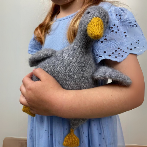 Lovely Goose Knitting Pattern