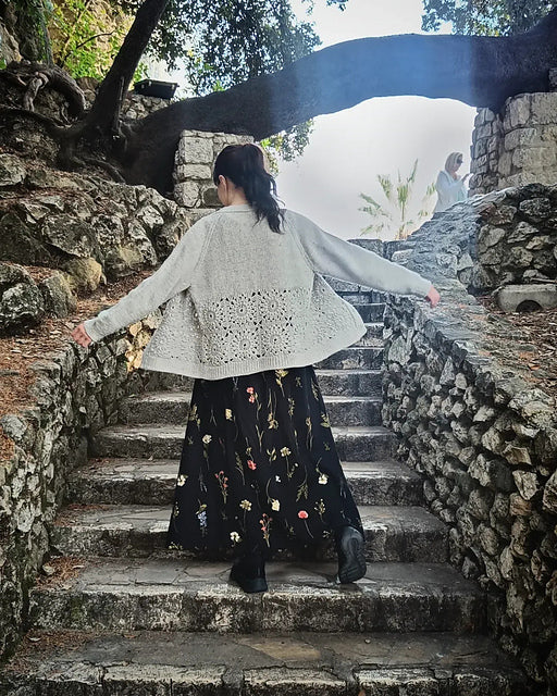Flower Cardigan Knitting Pattern